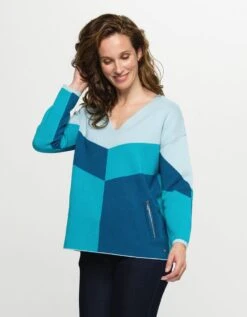 Pull Bleu Matière Compact