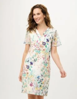 Robe Chic Blanche Motifs -Meilleur Vêtement Magasin image1 23ed4488005