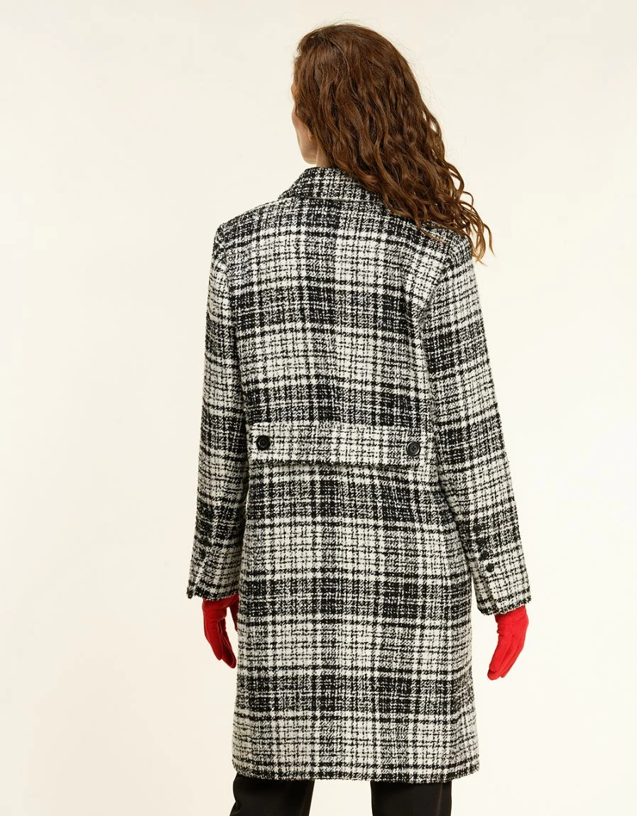 Manteau Chic Noir Blanc 4 Manteau Chic Noir Blanc – Image 2
