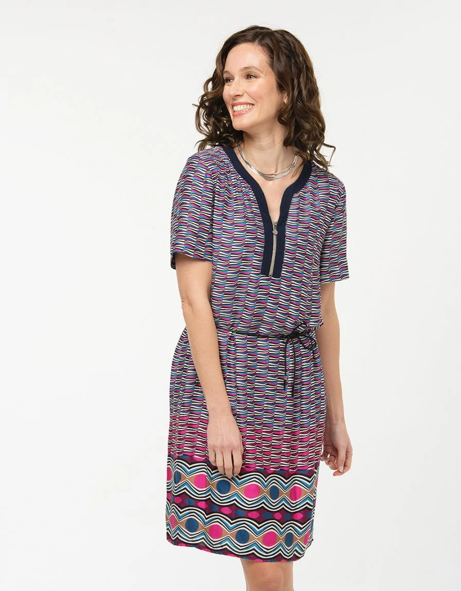 Robe Fuchsia Imprimée 4 Robe Fuchsia Imprimée – Image 2