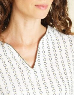 Blouse écru Minimaliste -Meilleur Vêtement Magasin image4 20hc0051017