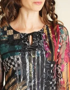 T-Shirt Chic Résille -Meilleur Vêtement Magasin image4 20hc0543005